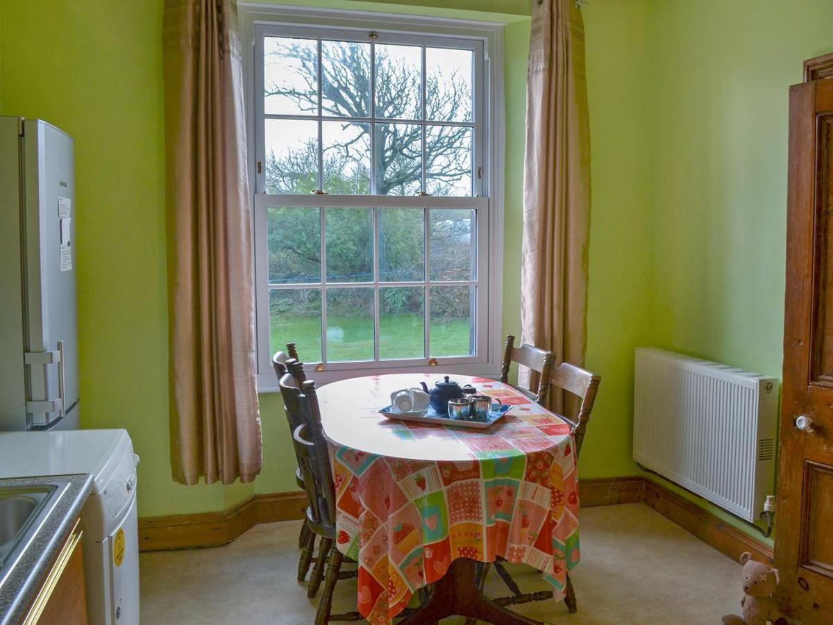 Millford House Villa Milford  Екстериор снимка